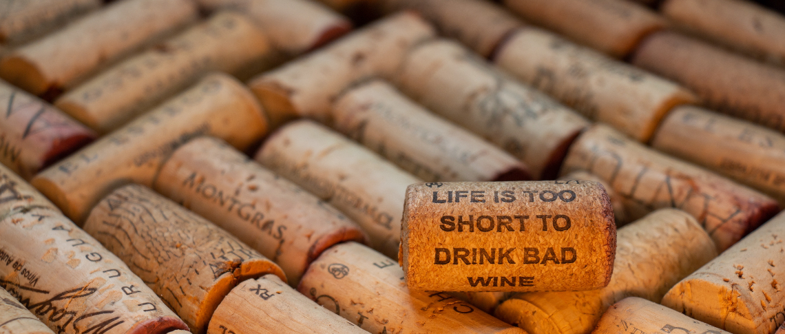 wine_slideshow_corks